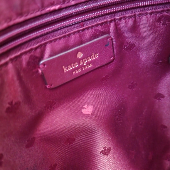 Kate Spade Burgundy Crossbody Bag with Sleek Design - Picture 8 of 9